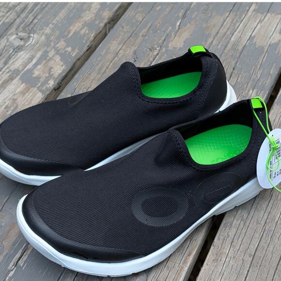 NWT OOFOS OOMG Sport Men\'s Size 9 EU 42 Black White Recovery Slip-On Shoes main image 6